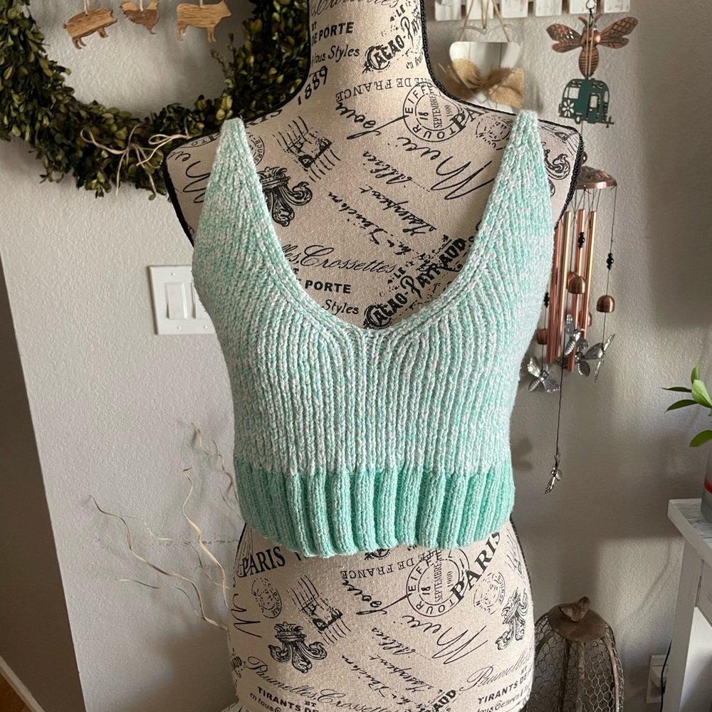 Nwt free people crop top